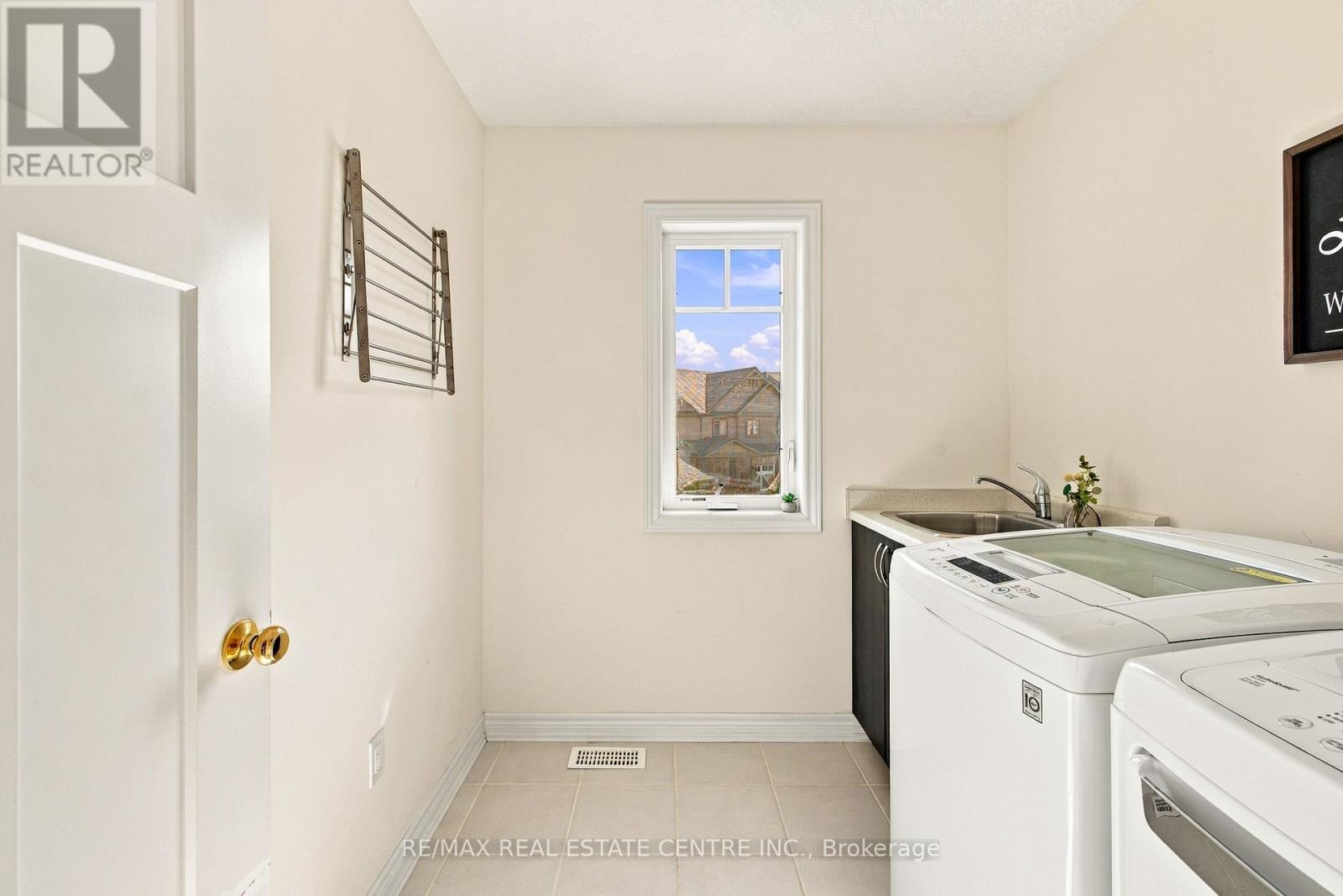 51 Laverty Crescent Property Photo 41