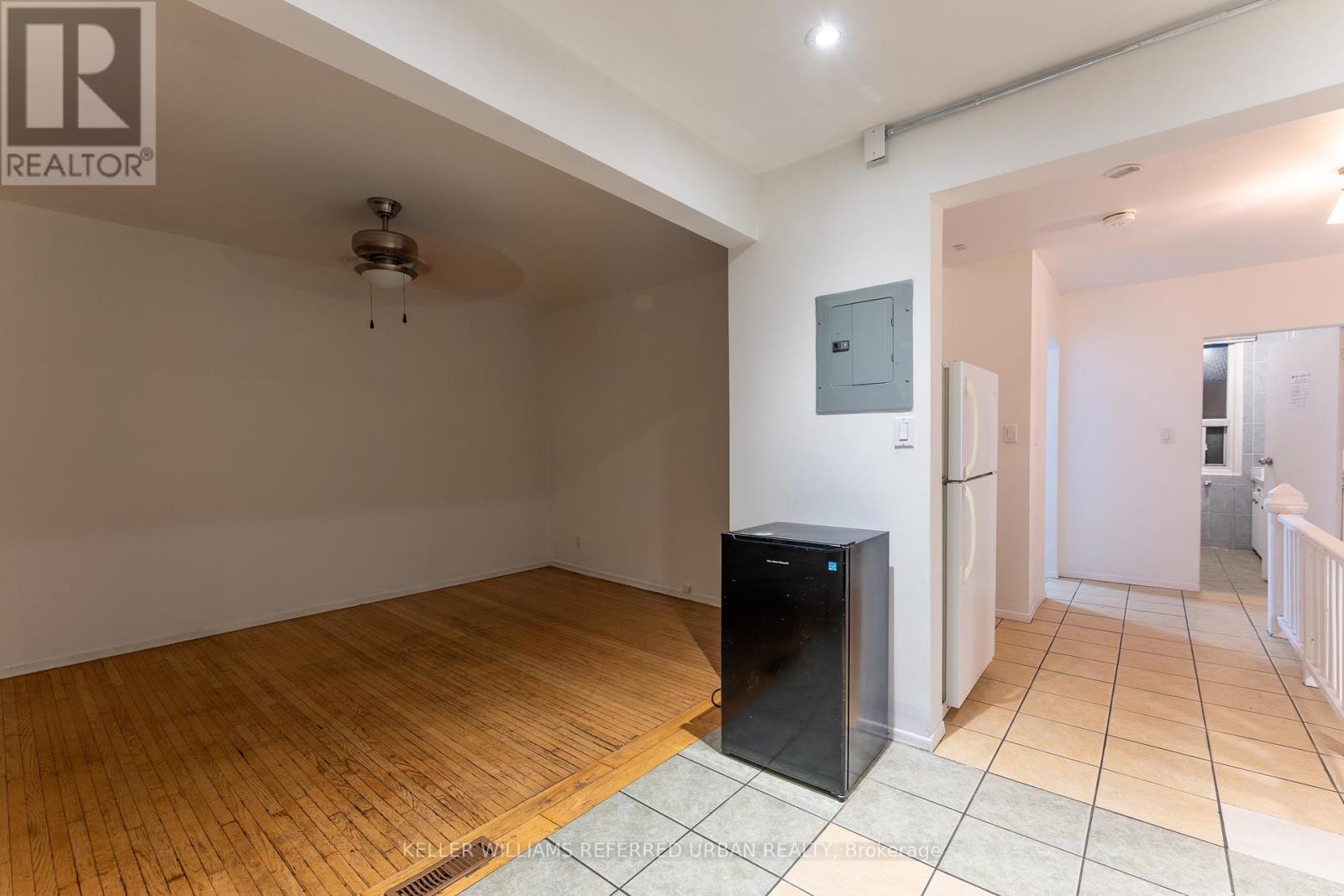 Upper - 716 Lansdowne Avenue Property Photo 3