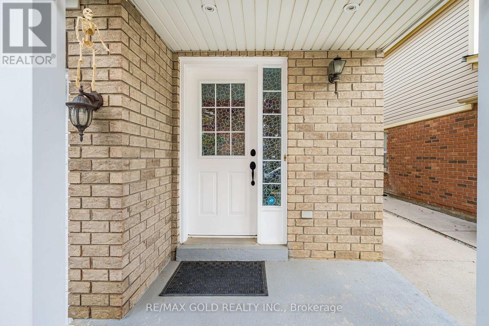 21 Edenvalley Road Property Photo 3