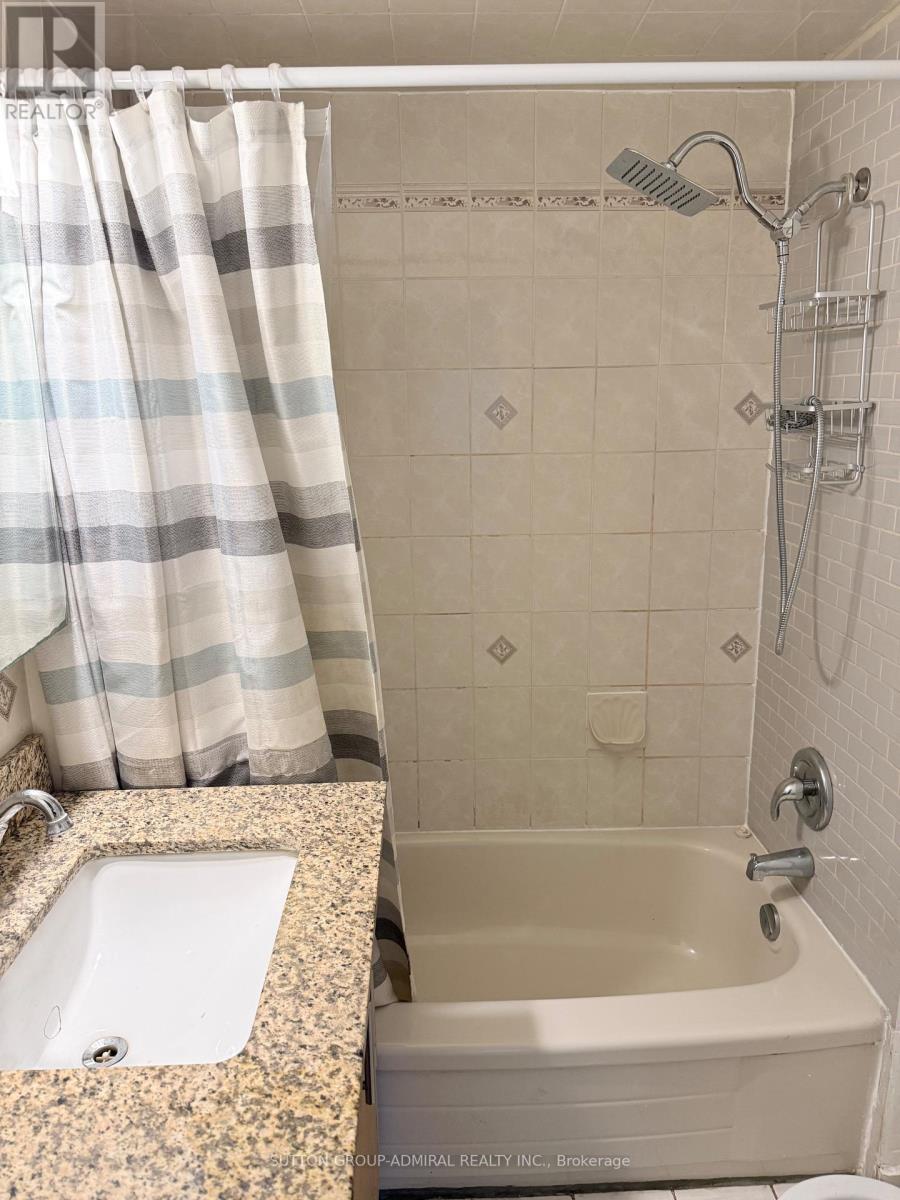 241 Dunraven Drive Property Photo 24