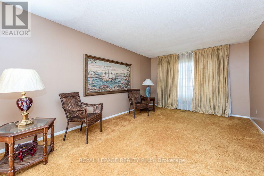 19 Macdougall Drive Property Photo 7