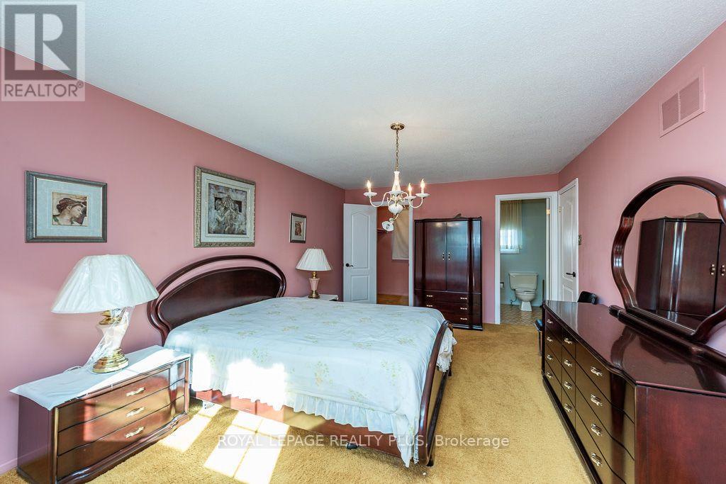 19 Macdougall Drive Property Photo 17