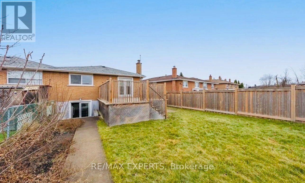 Lower - 465 Fergo Avenue Property Photo 9