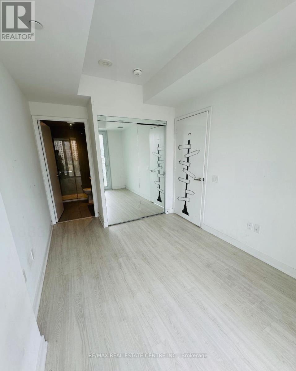 511 - 3883 Quartz Road Property Photo 6