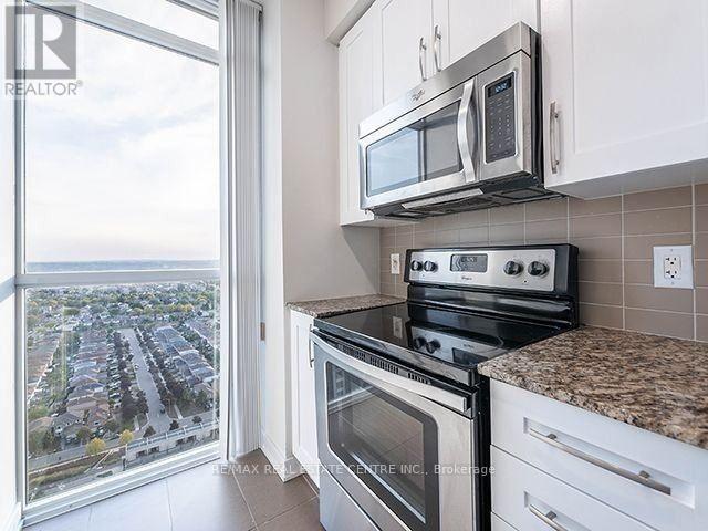 2807 - 4070 Confederation Parkway Property Photo 6