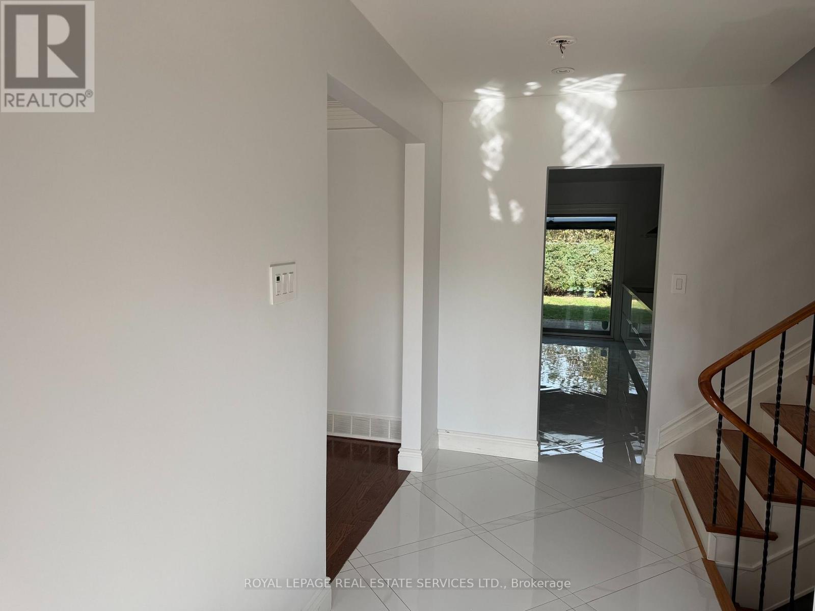 75 Ravensbourne Crescent Property Photo 5