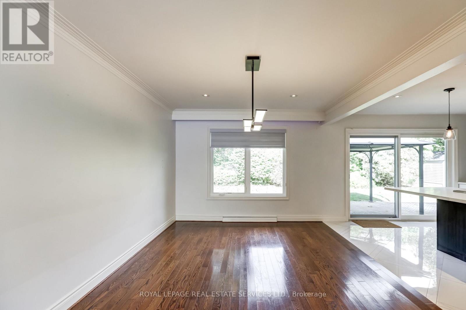 75 Ravensbourne Crescent Property Photo 13