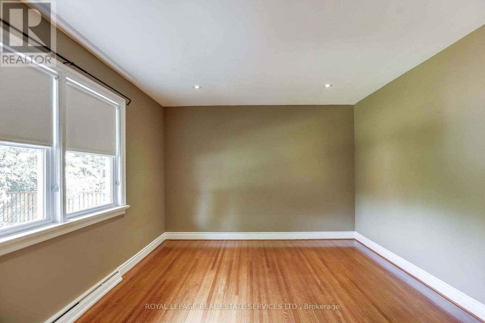 75 Ravensbourne Crescent Property Photo 21