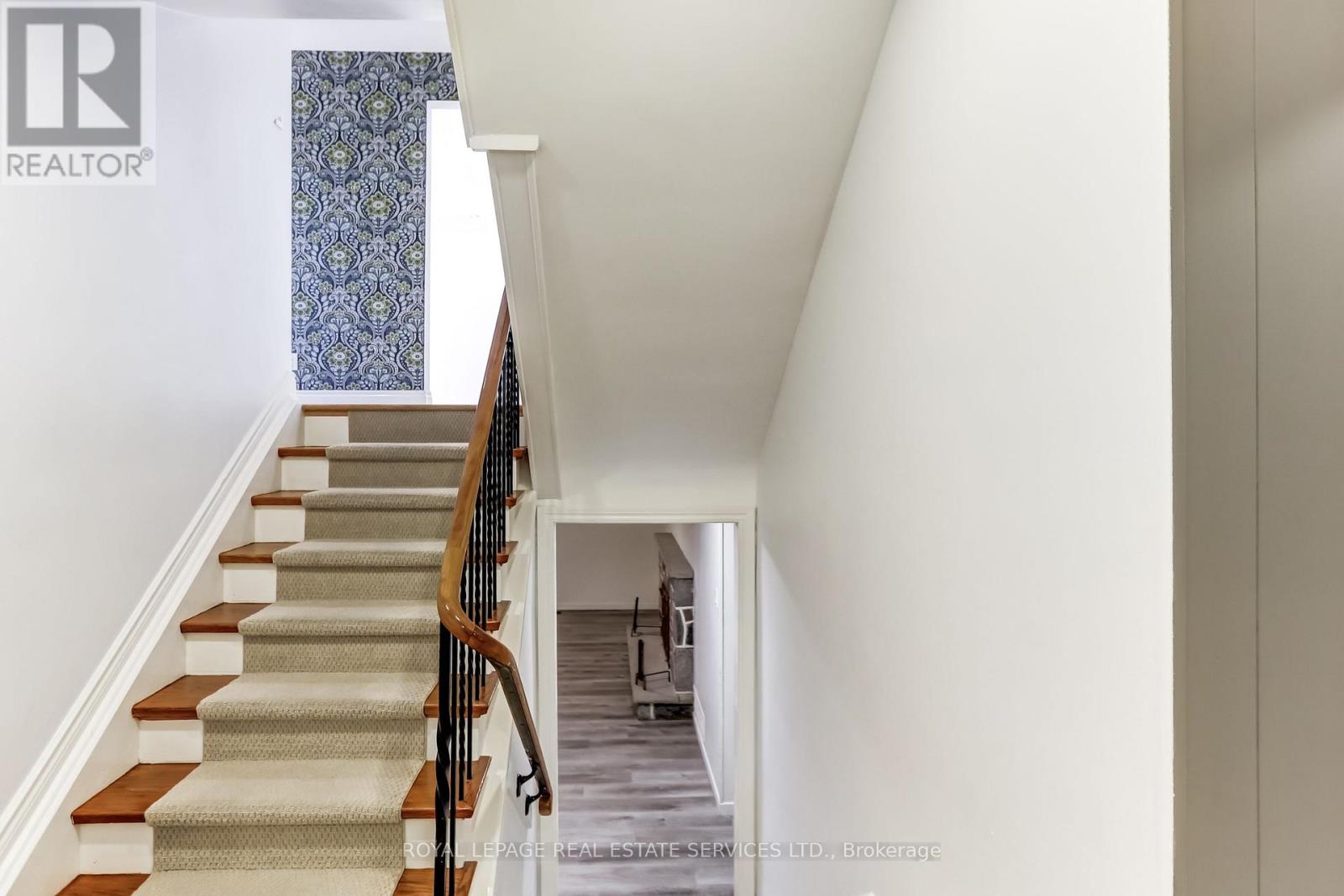 75 Ravensbourne Crescent Property Photo 30