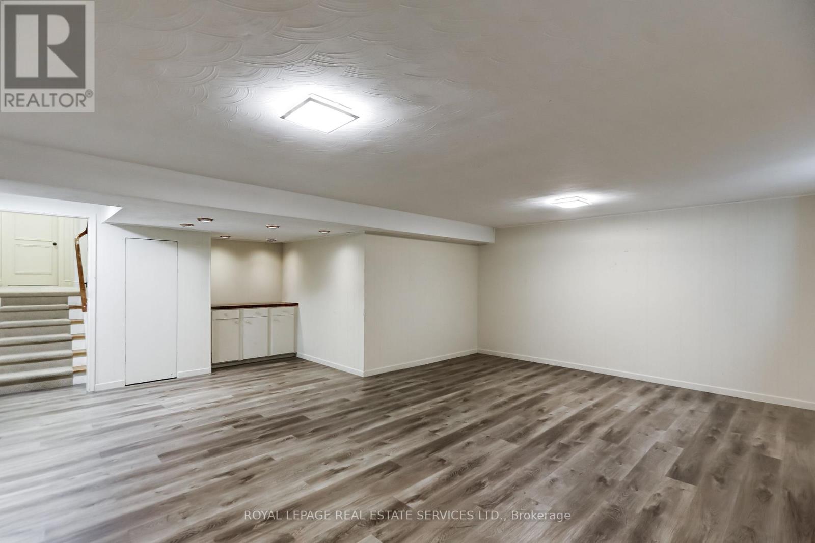 75 Ravensbourne Crescent Property Photo 40