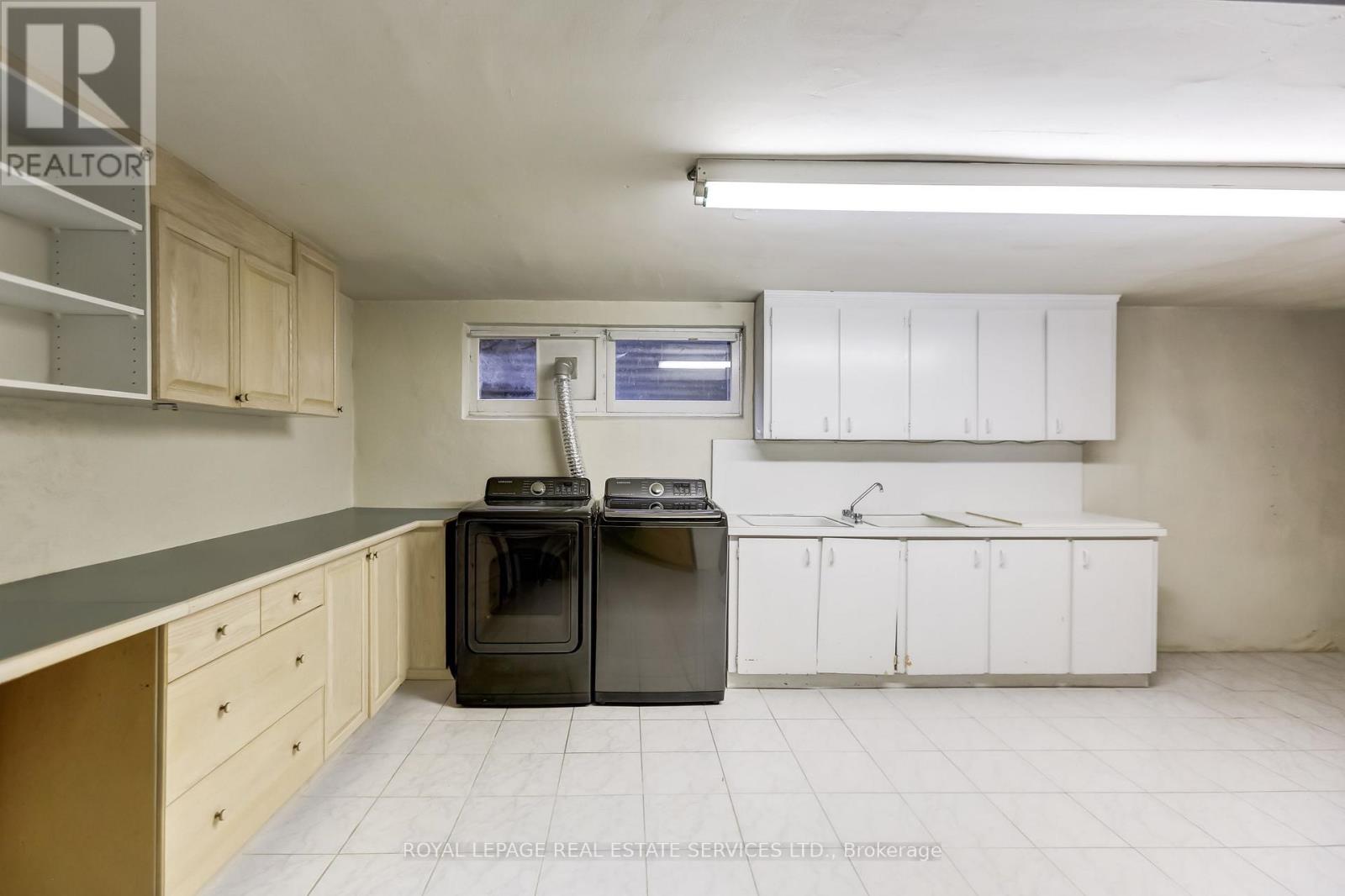 75 Ravensbourne Crescent Property Photo 42