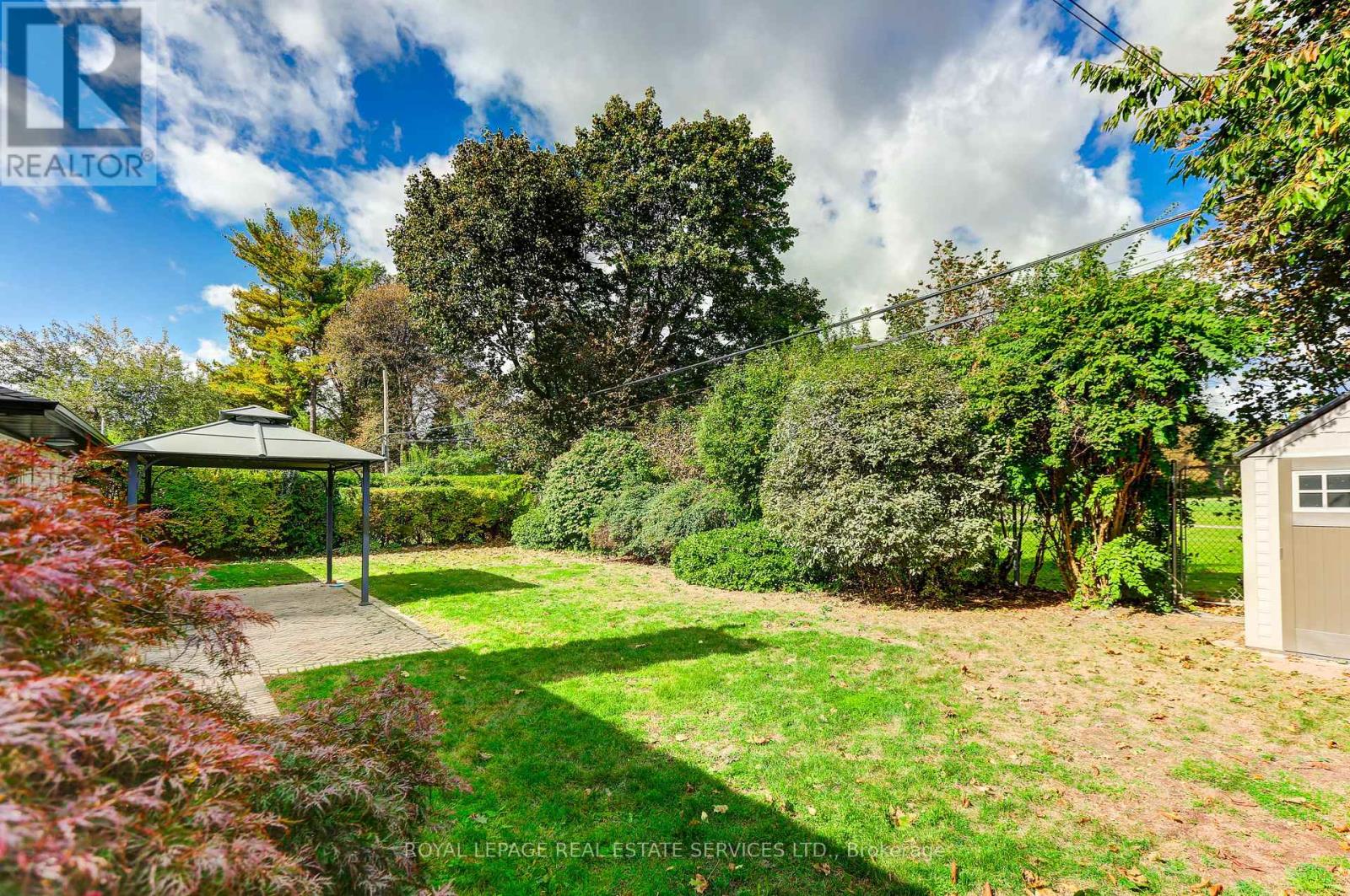 75 Ravensbourne Crescent Property Photo 43