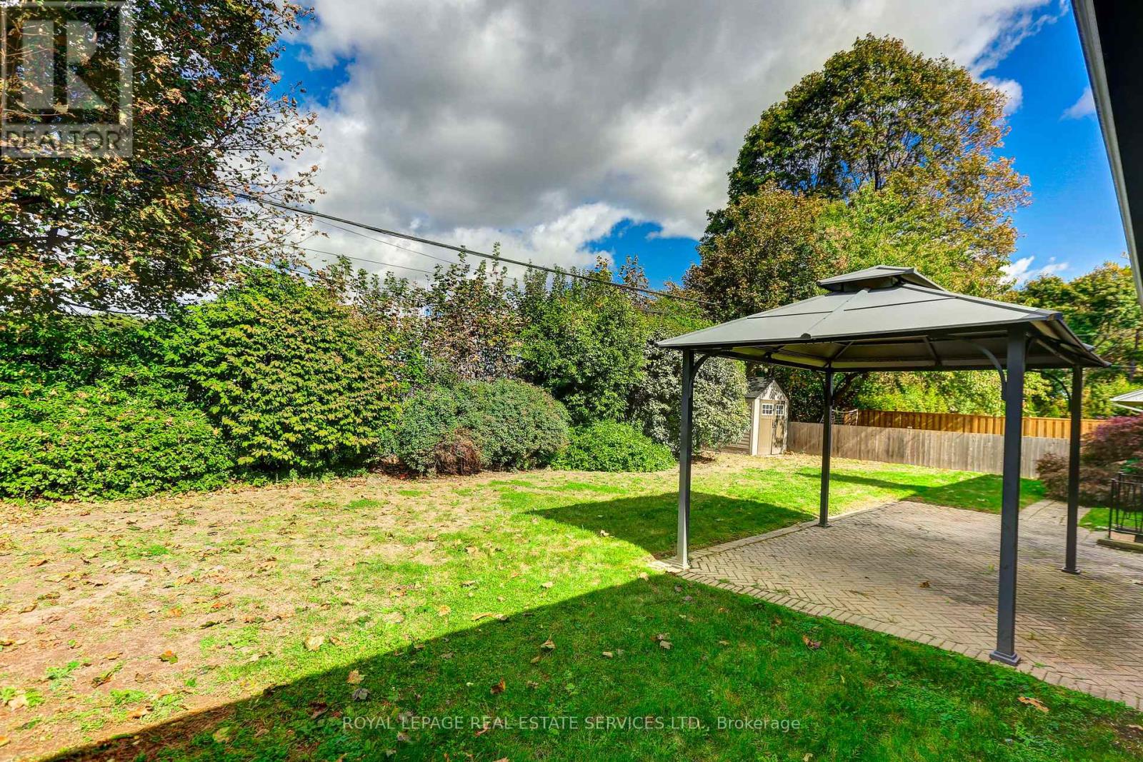 75 Ravensbourne Crescent Property Photo 46