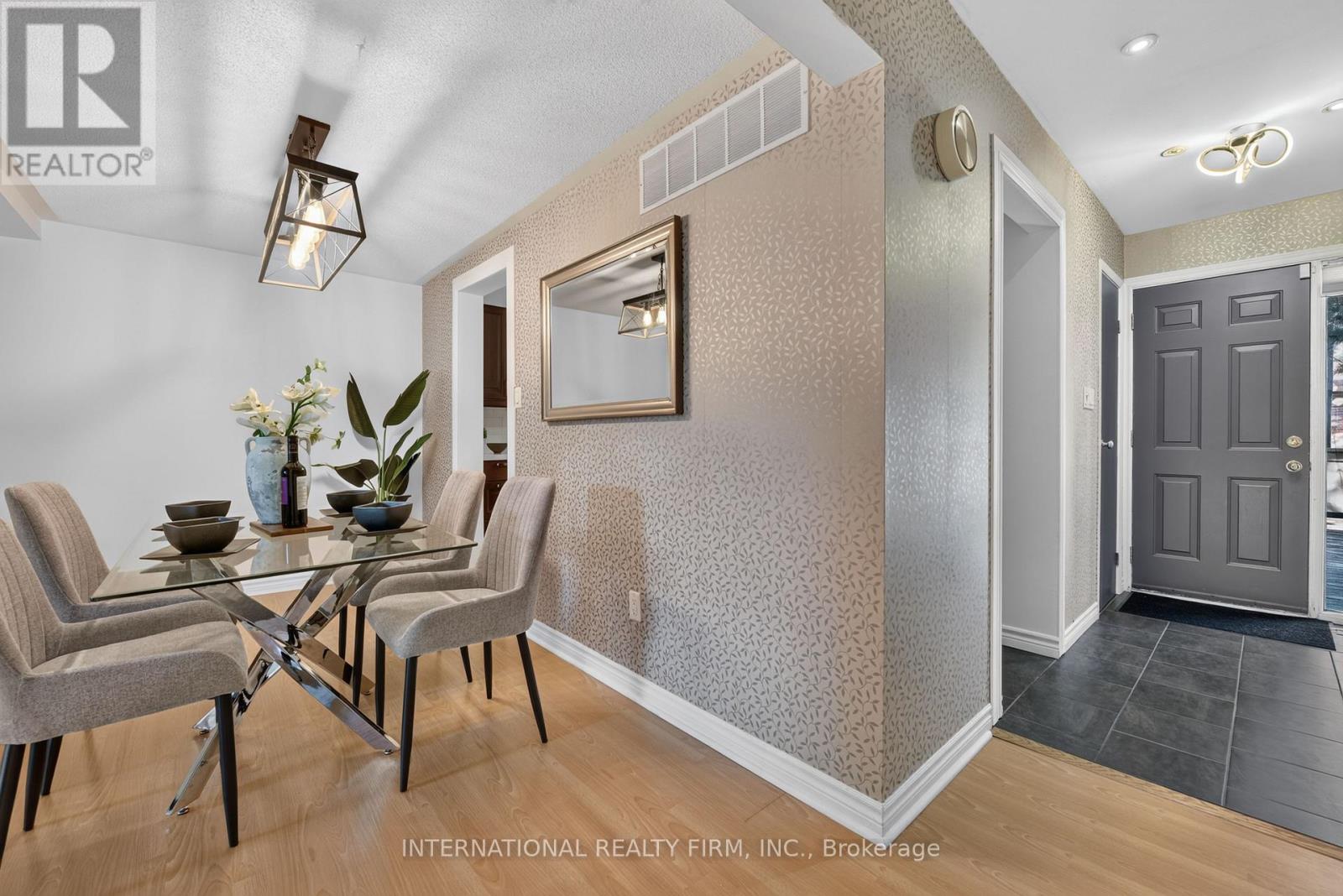 15 - 6855 Glen Erin Drive Property Photo 4