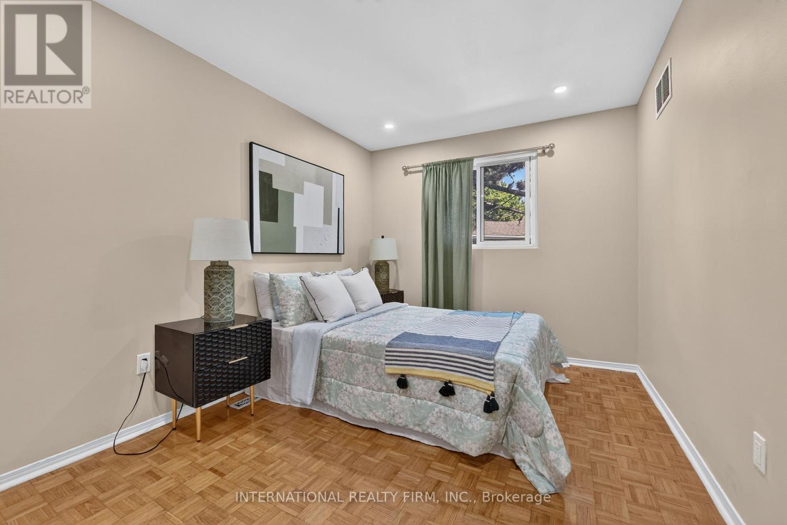 15 - 6855 Glen Erin Drive Property Photo 14