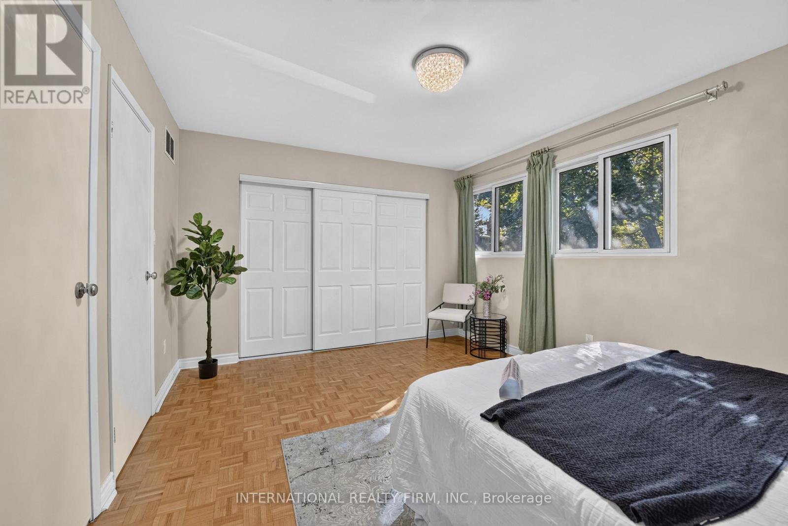 15 - 6855 Glen Erin Drive Property Photo 17