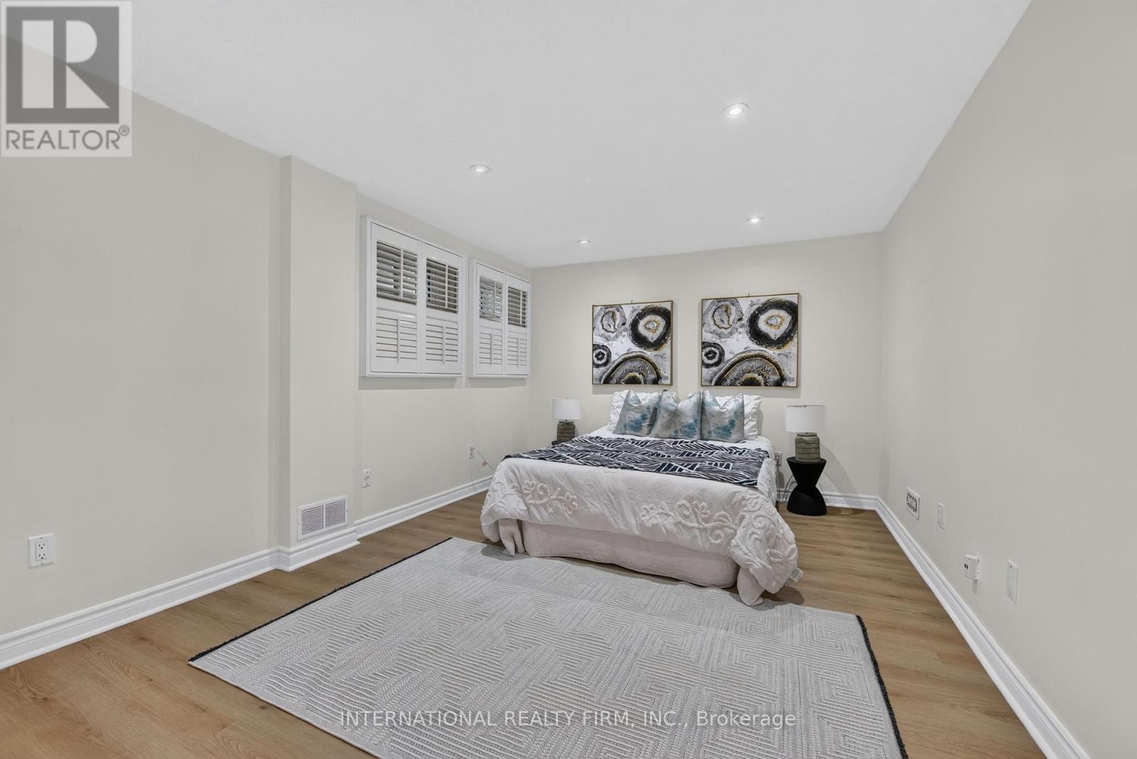15 - 6855 Glen Erin Drive Property Photo 26