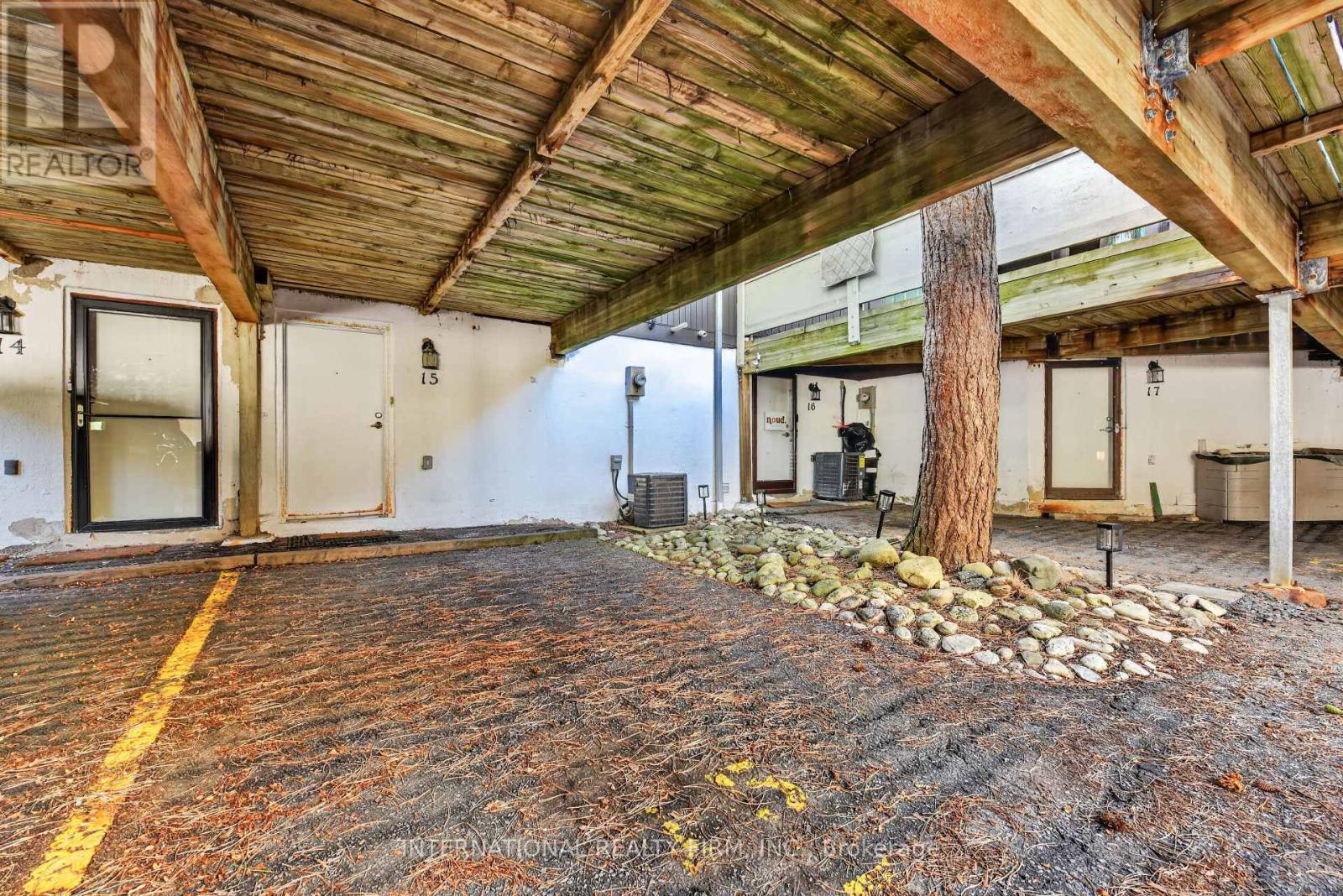 15 - 6855 Glen Erin Drive Property Photo 30