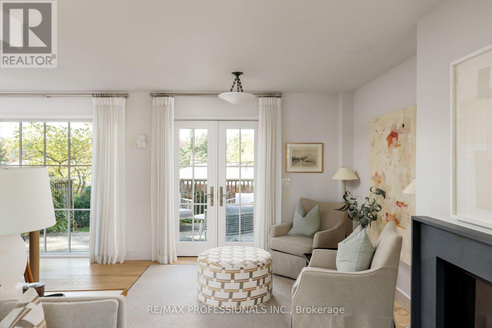 8 Glenn Murray Drive Property Photo 10
