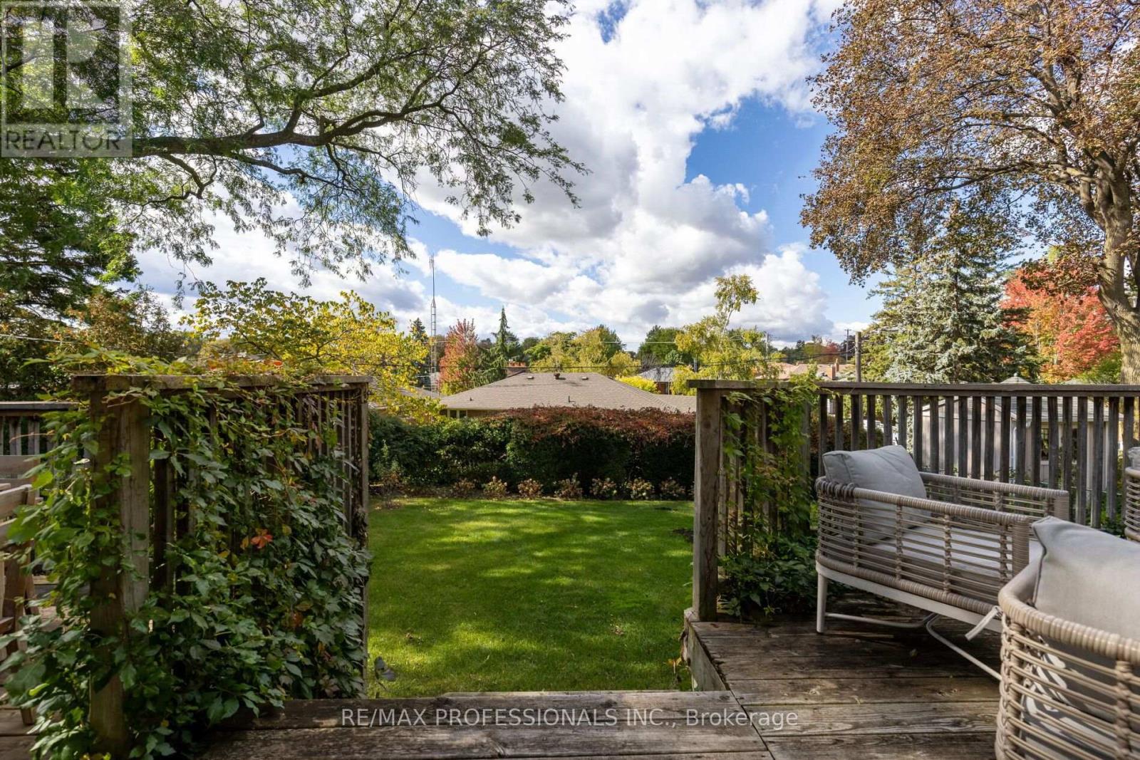 8 Glenn Murray Drive Property Photo 13
