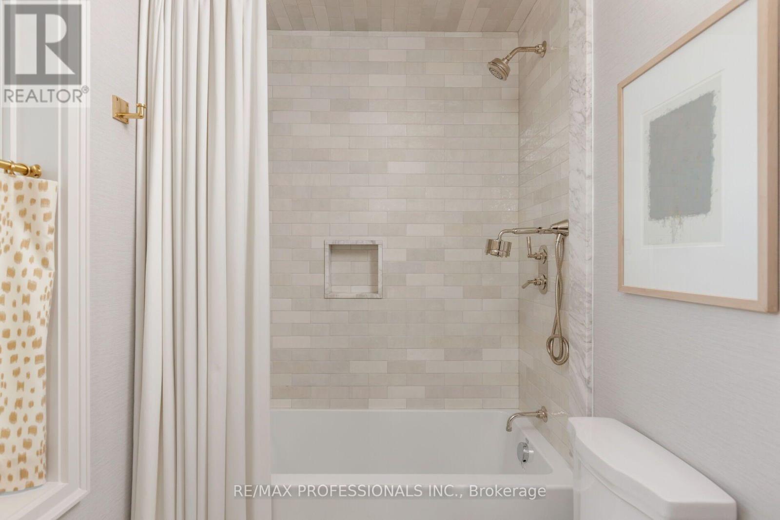 8 Glenn Murray Drive Property Photo 36