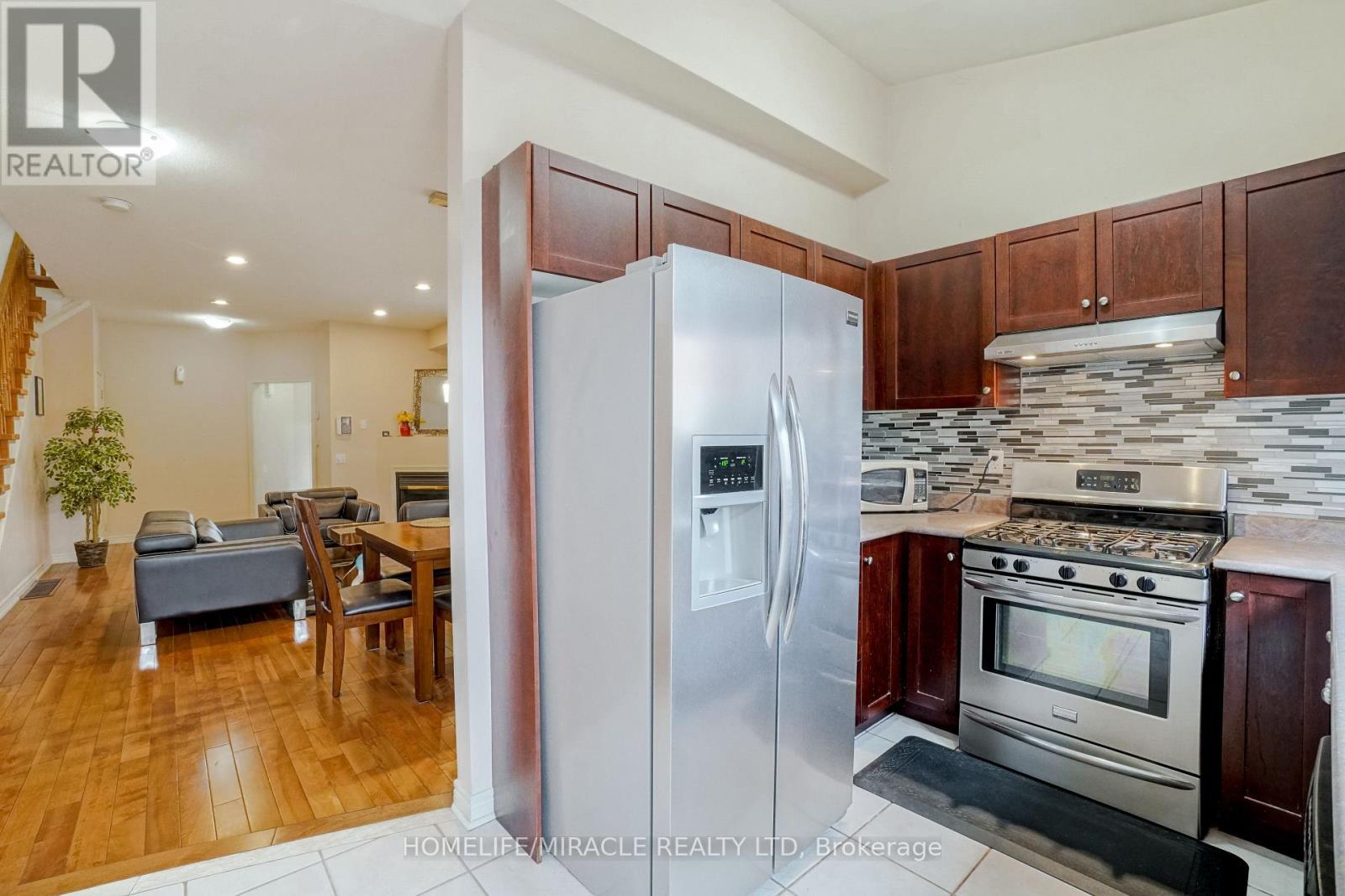 824 Khan Crescent Property Photo 16