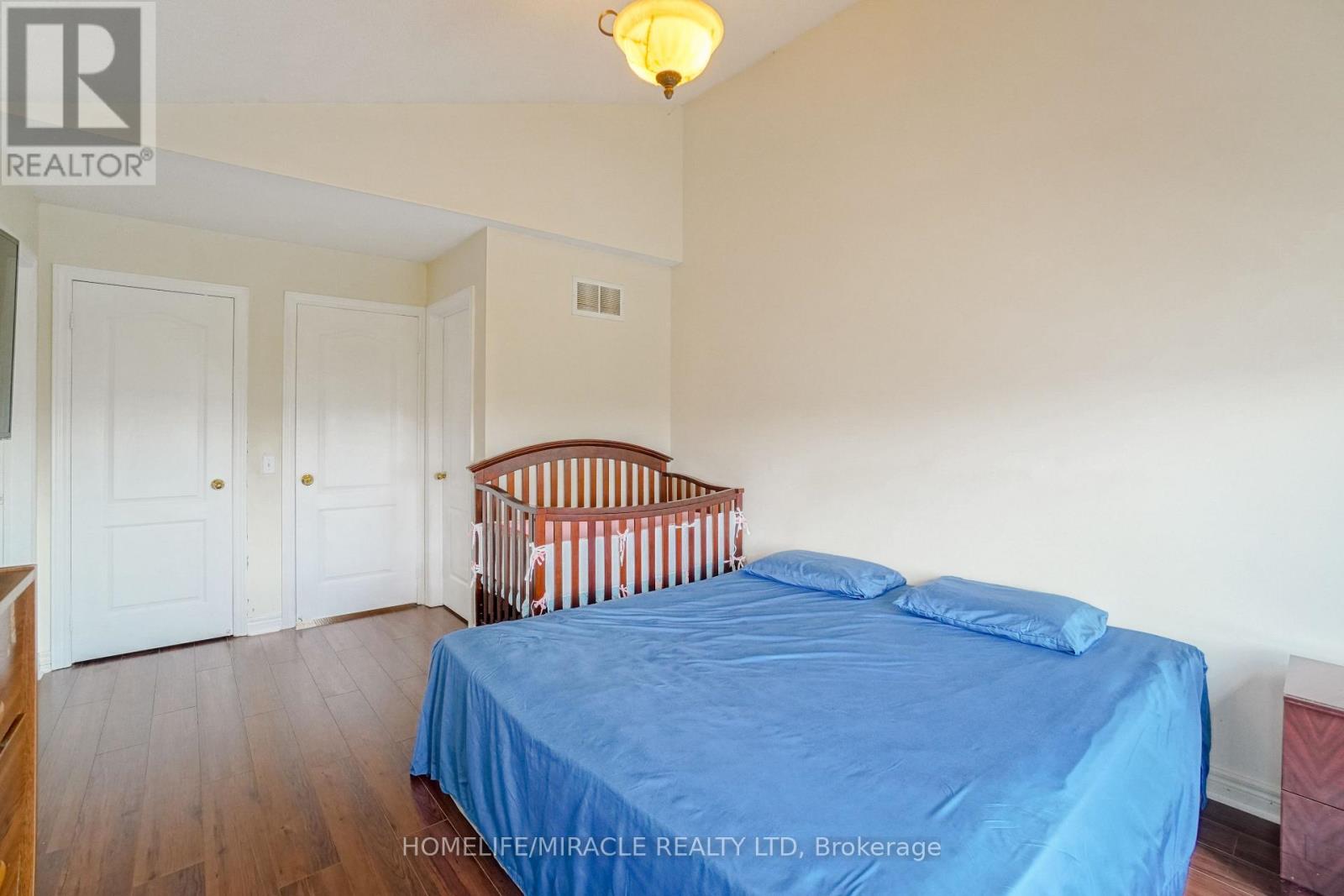 824 Khan Crescent Property Photo 20