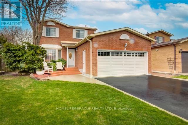 8 WILLOWCREST COURT Property Photo 1