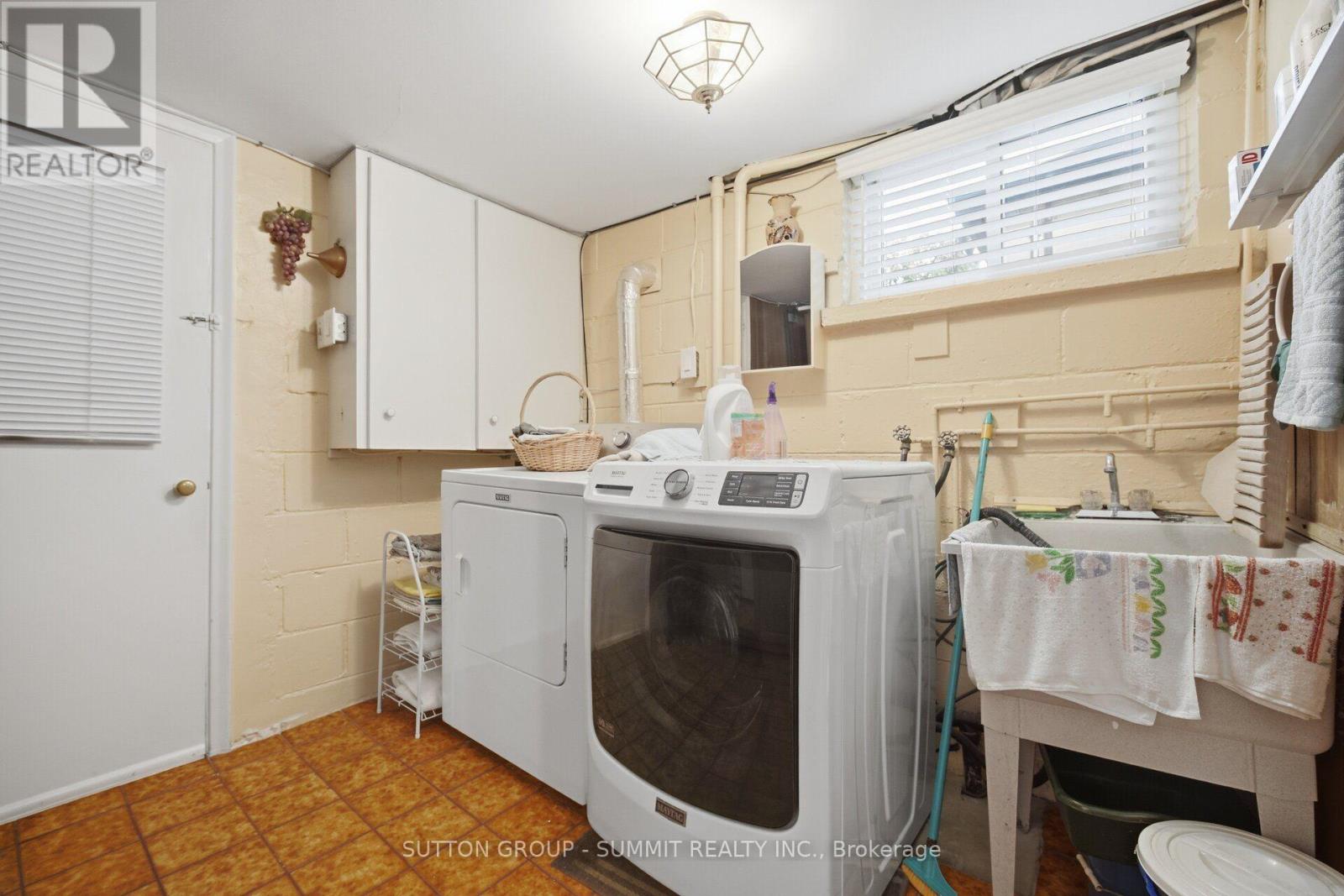 8 Woolton Crescent Property Photo 20