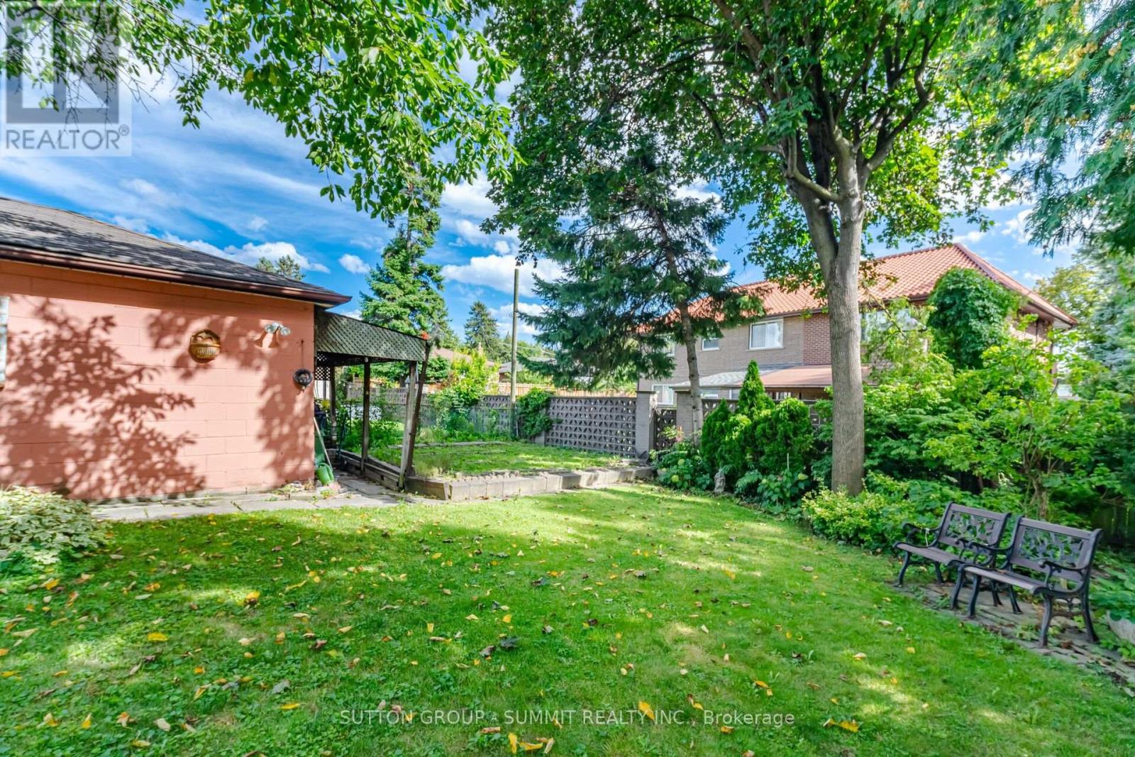 8 Woolton Crescent Property Photo 24