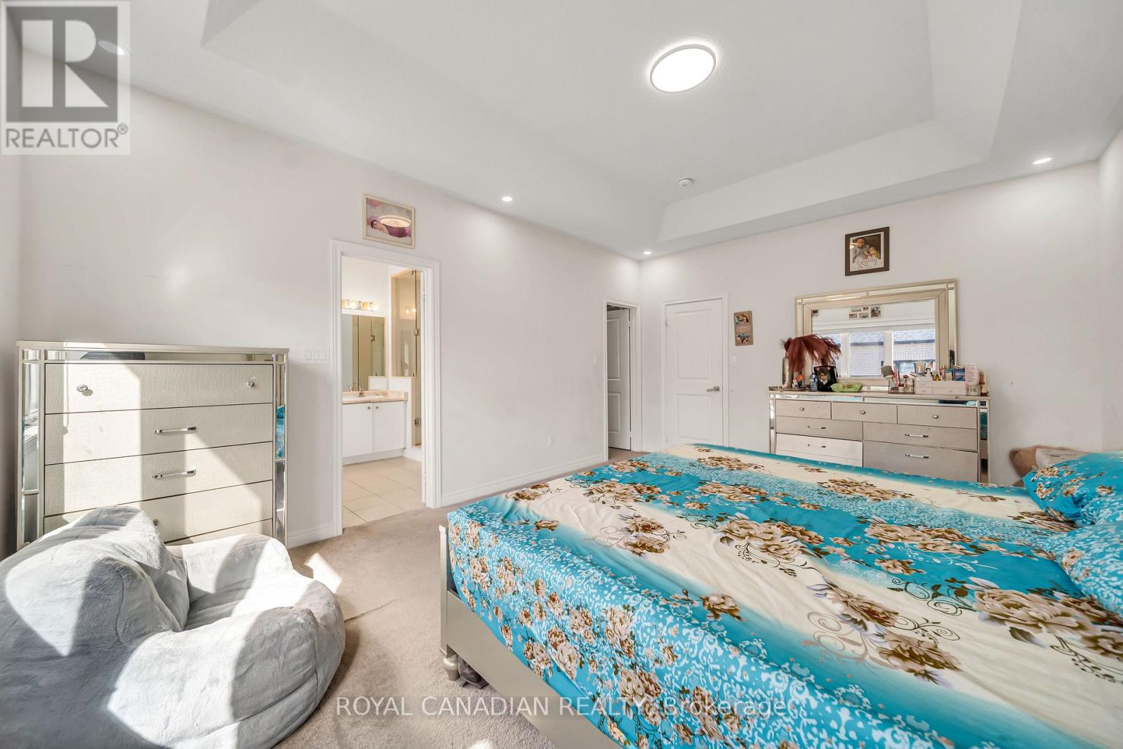 33 Bachelor Street Property Photo 27