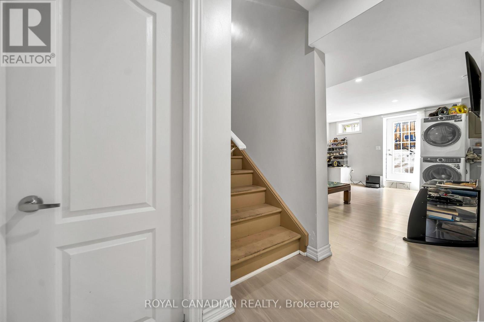 33 Bachelor Street Property Photo 38