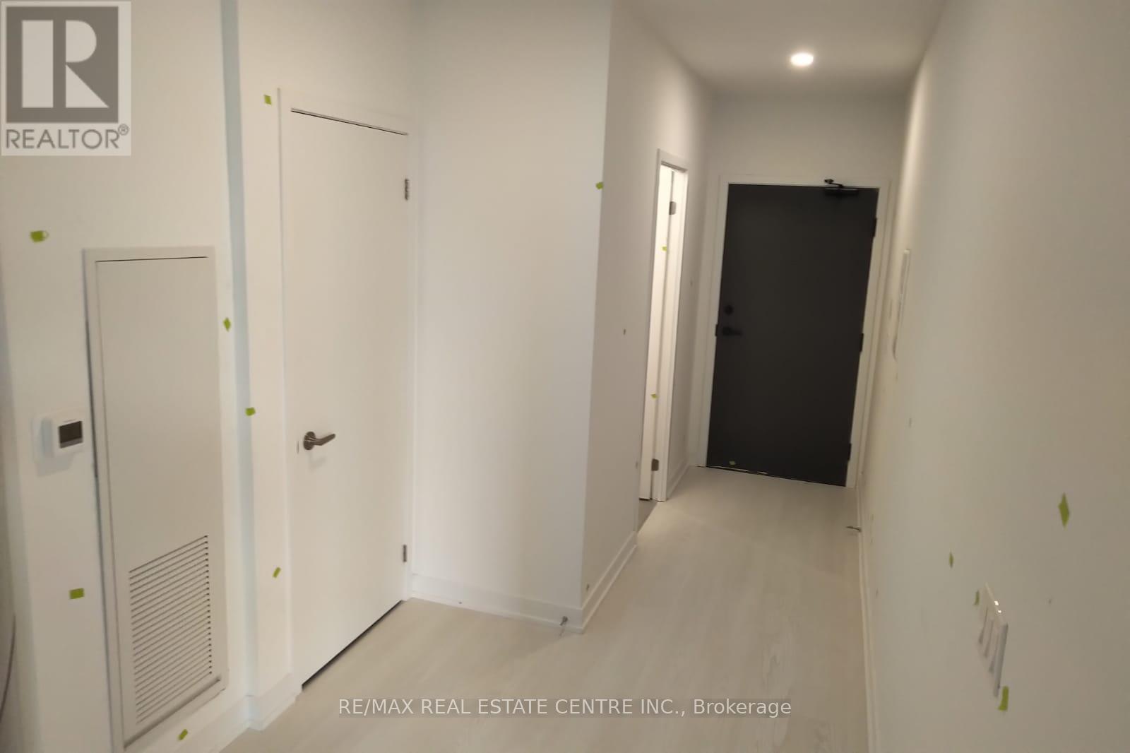 514 - 57 Brock Avenue Property Photo 21