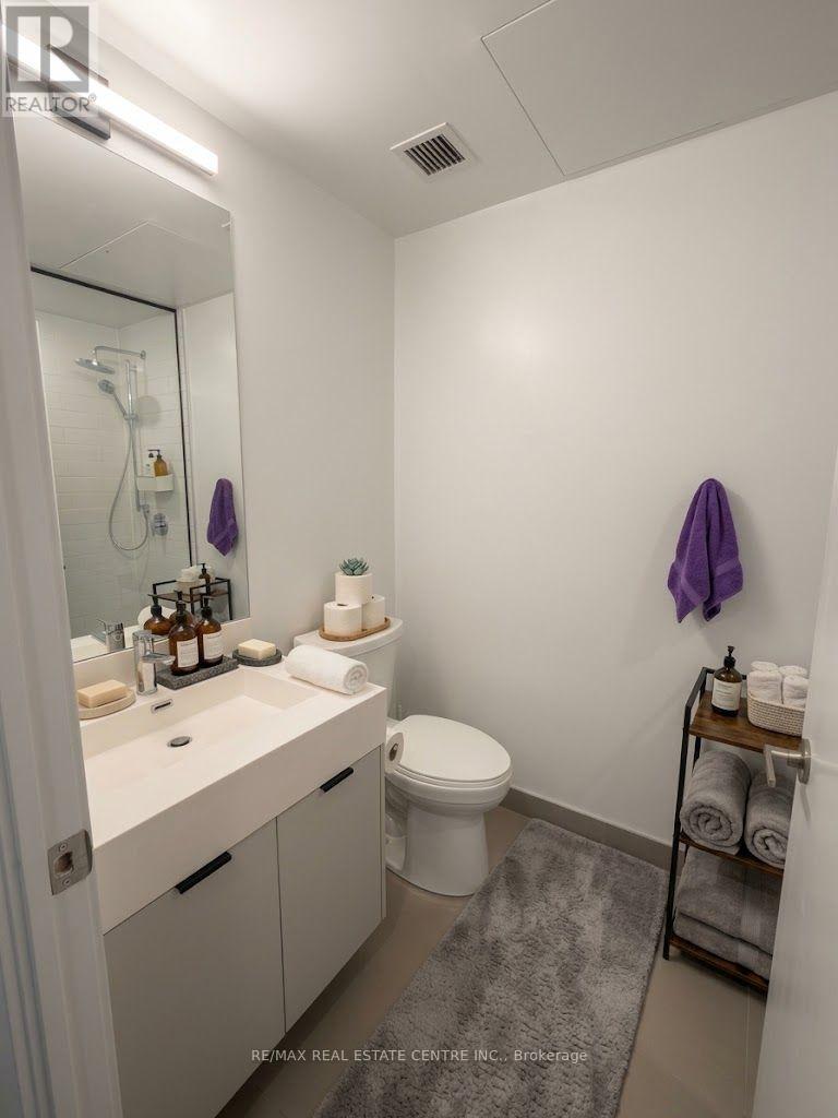 514 - 57 Brock Avenue Property Photo 39