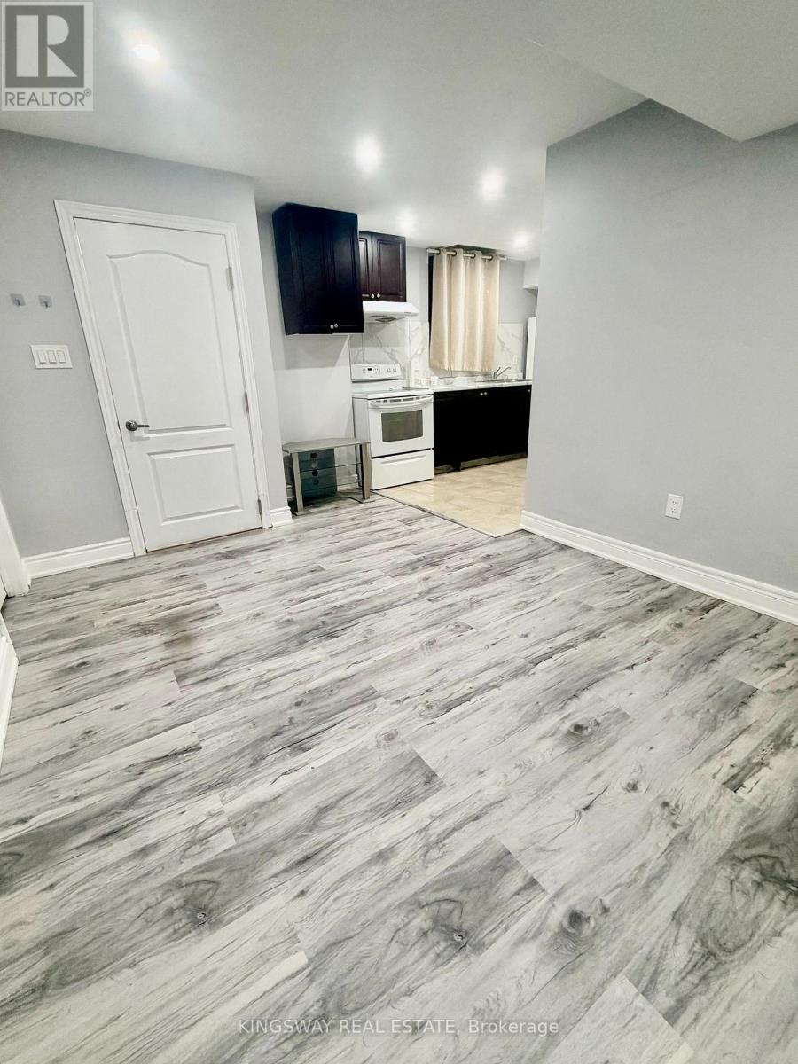 67 Baffin Crescent Property Photo 4
