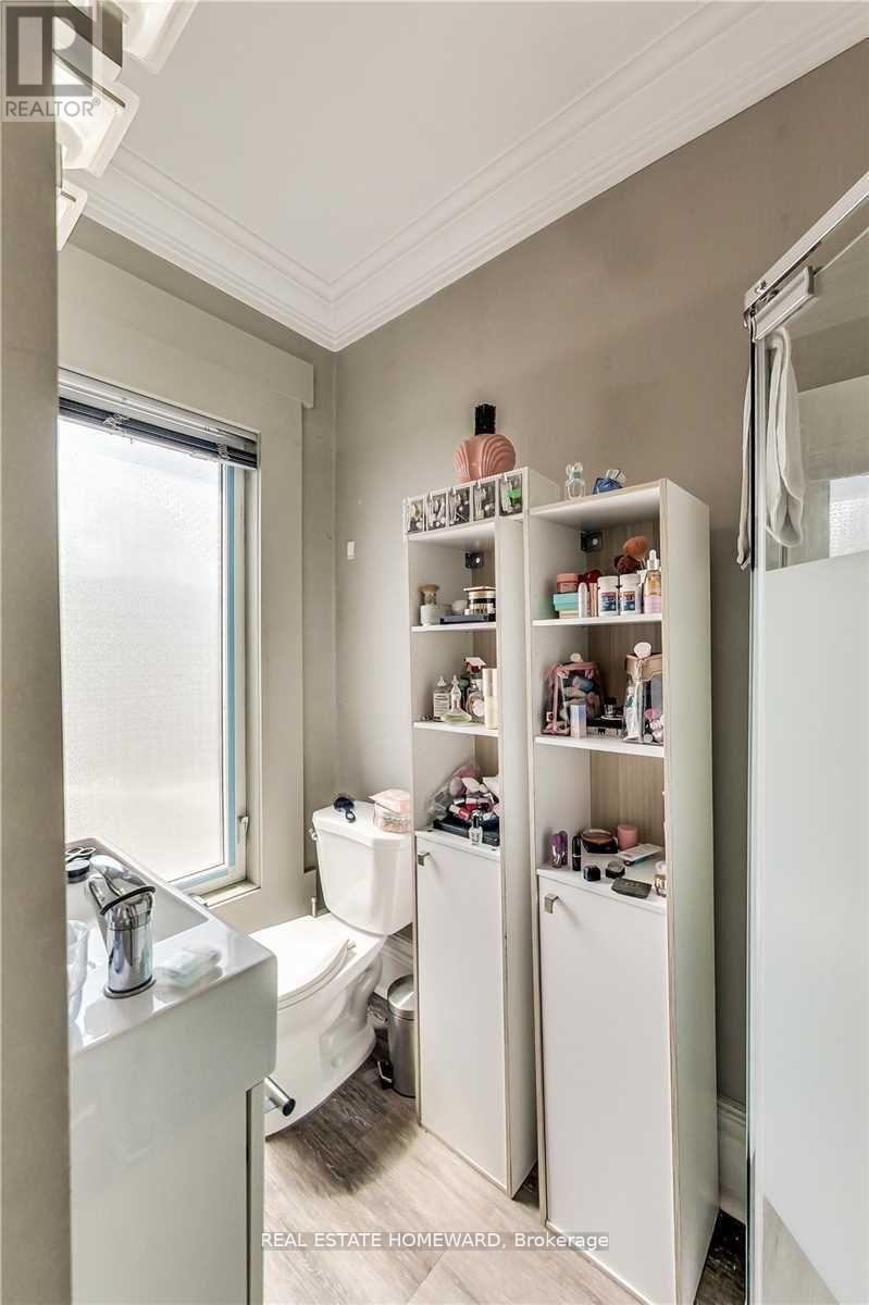 4 - 73 Elm Grove Avenue Property Photo 3