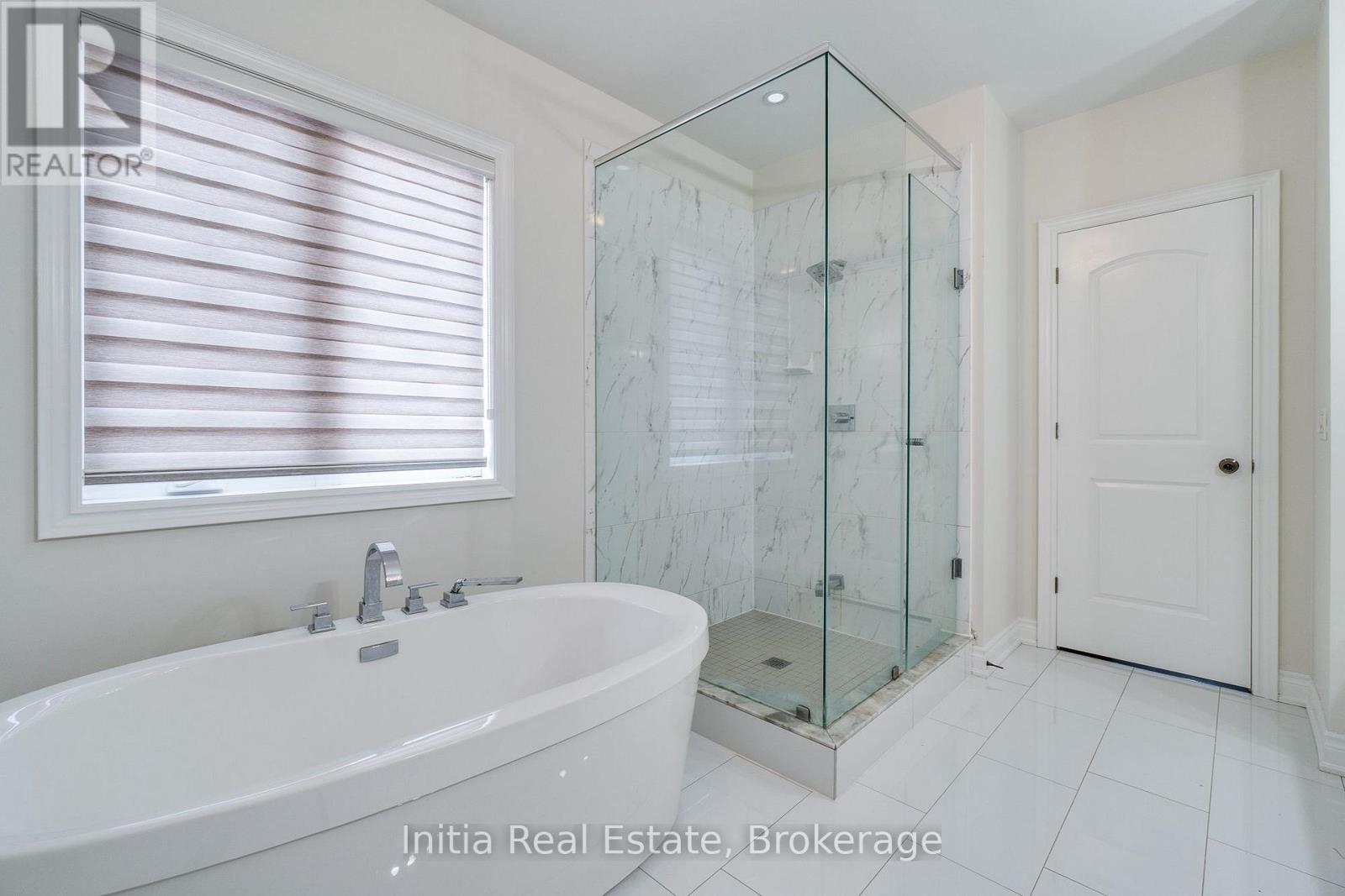 12 Erintown Crescent S Property Photo 21