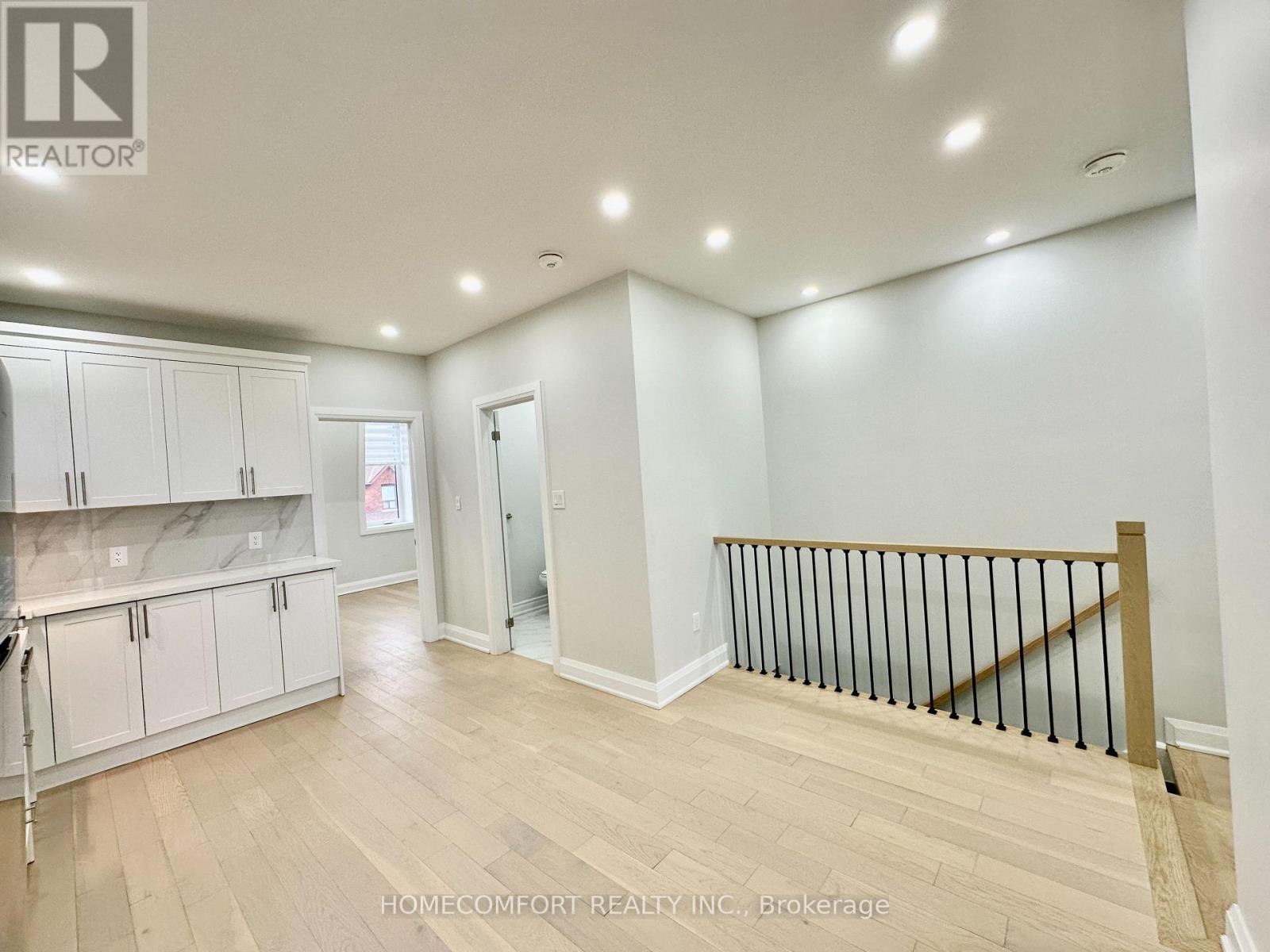 Upper - 211 Osler Street Property Photo 5