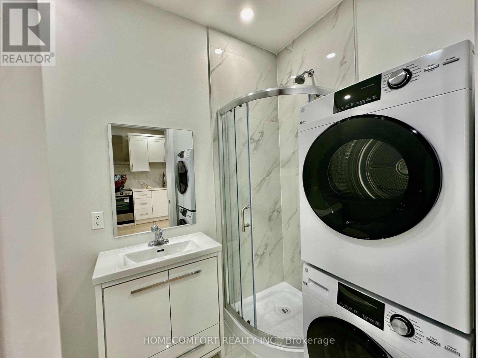 Upper - 211 Osler Street Property Photo 11