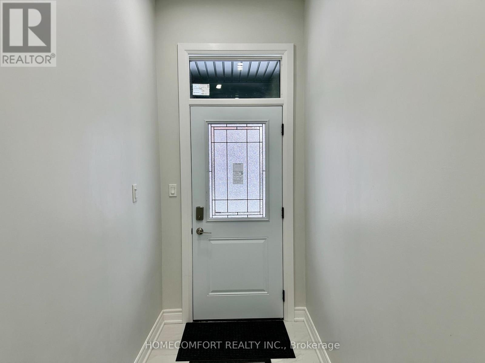 Upper - 211 Osler Street Property Photo 22