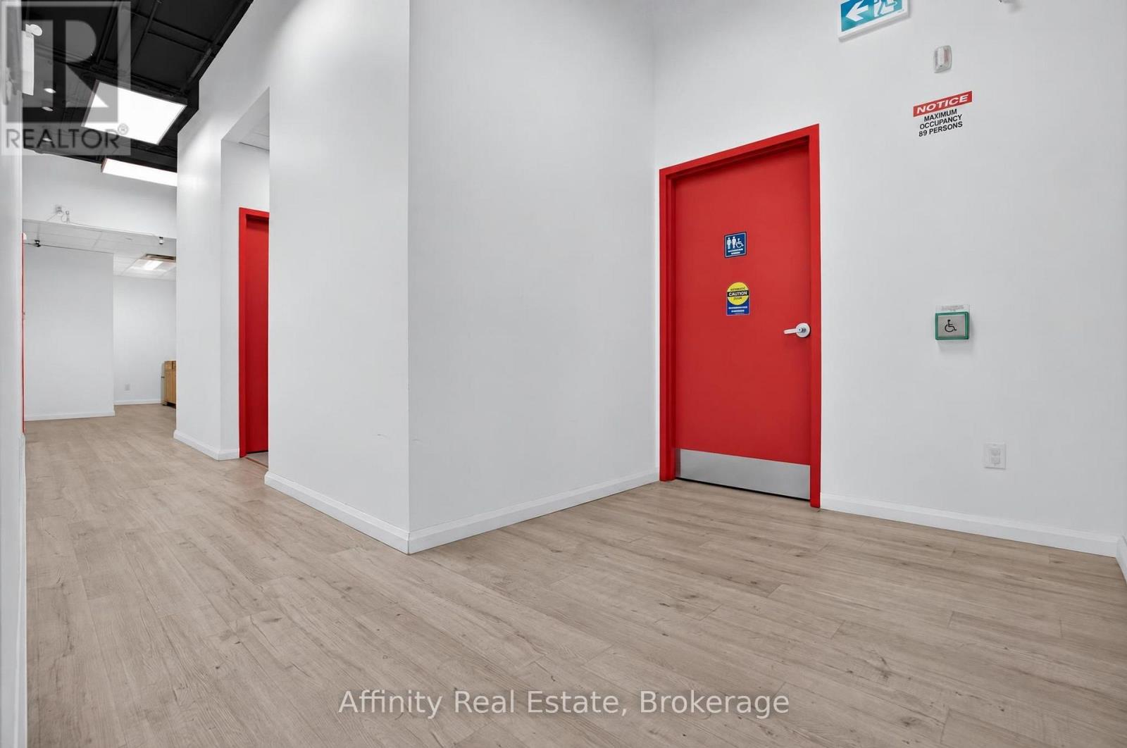 B4 - 1200 Brant Street Property Photo 28