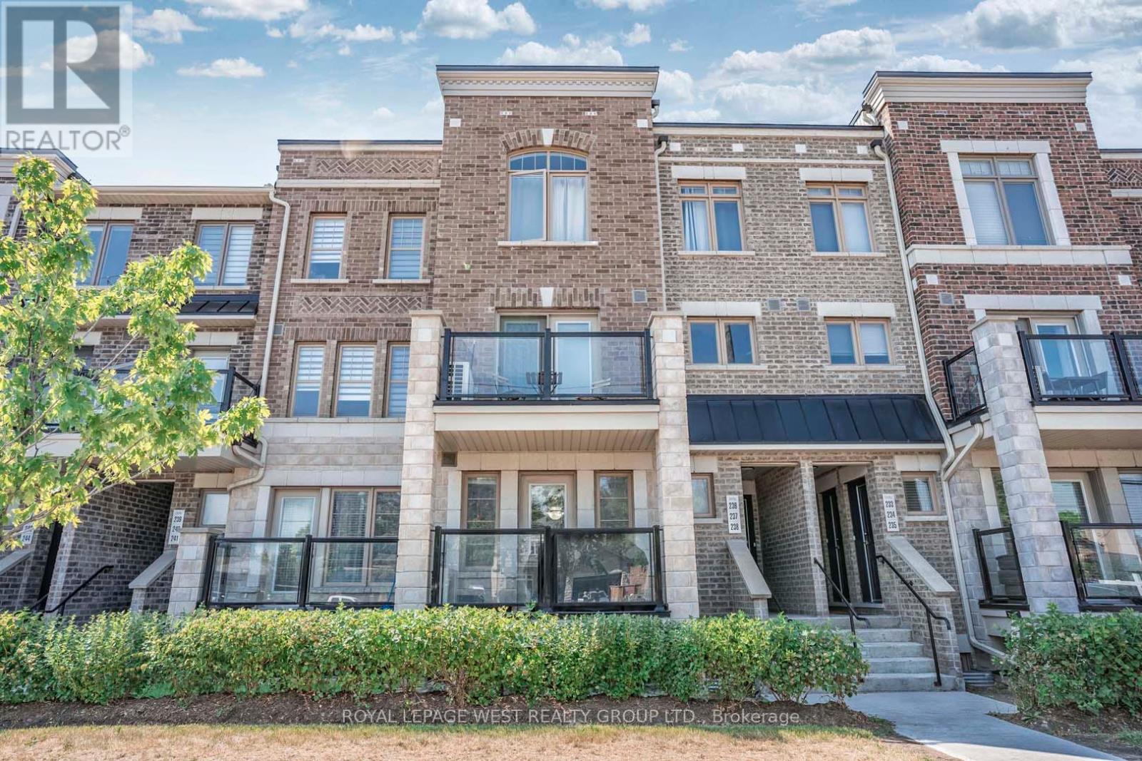 238 - 2355 Sheppard Avenue W Property Photo 1