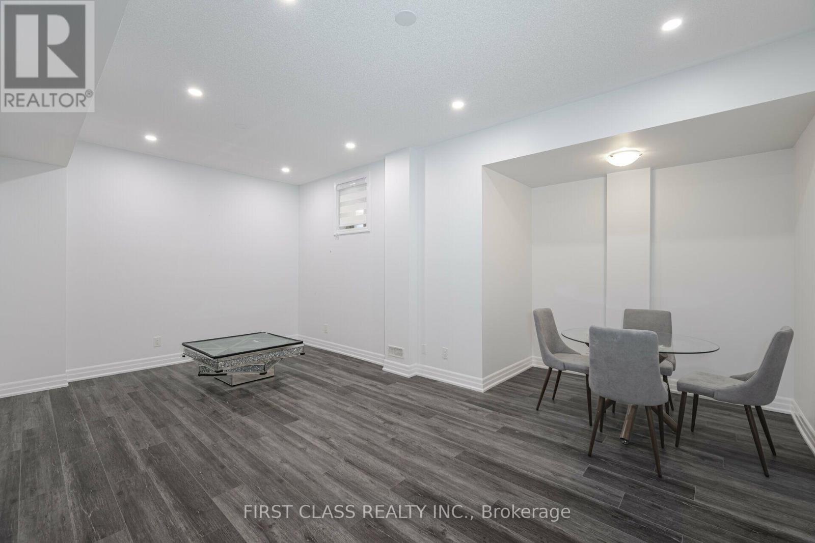146 Rising Hill Ridge W Property Photo 13