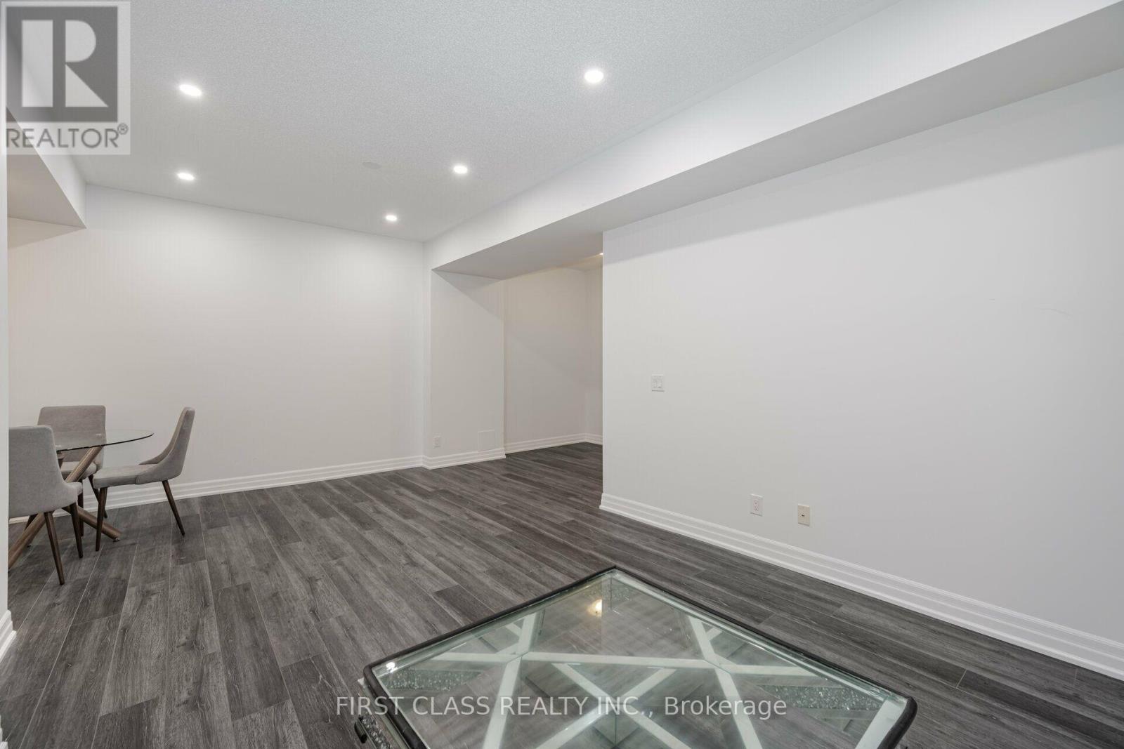 146 Rising Hill Ridge W Property Photo 17
