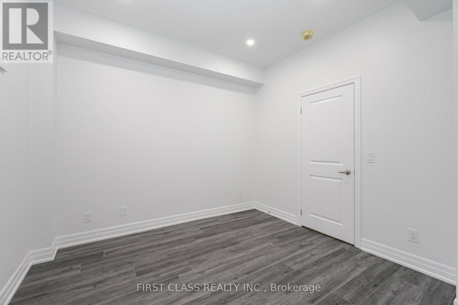146 Rising Hill Ridge W Property Photo 20
