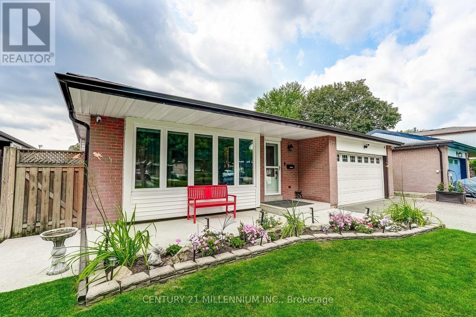 72 Glebe Crescent Property Photo 3