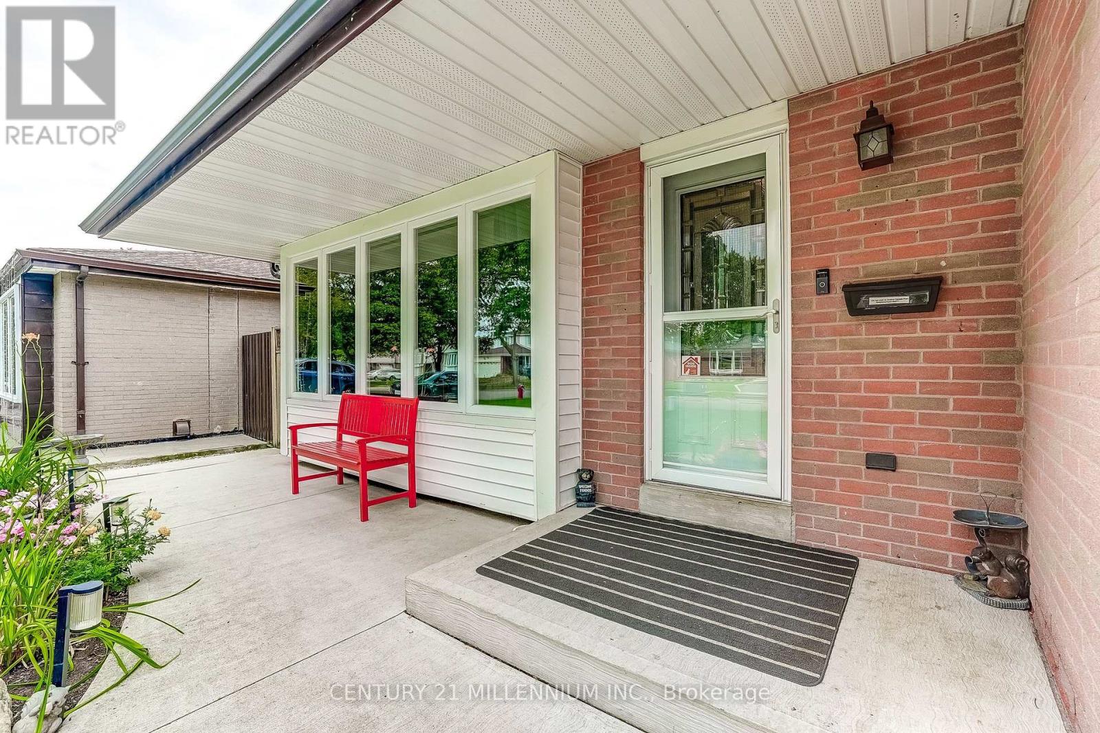 72 Glebe Crescent Property Photo 5