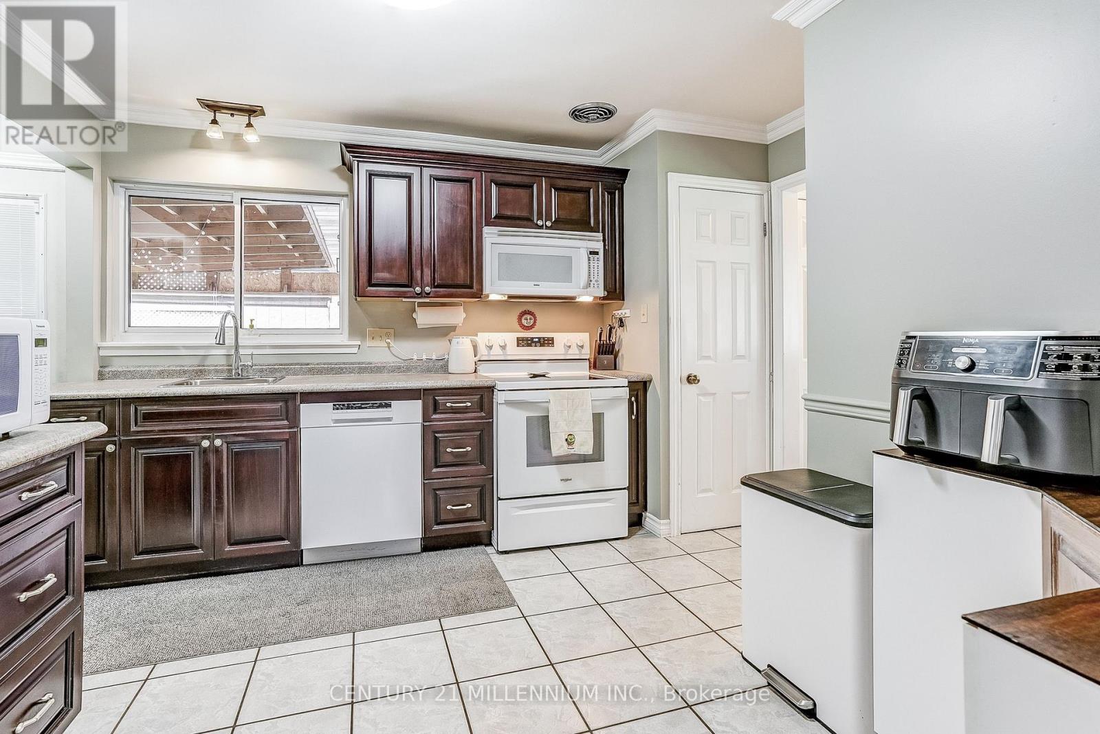 72 Glebe Crescent Property Photo 13