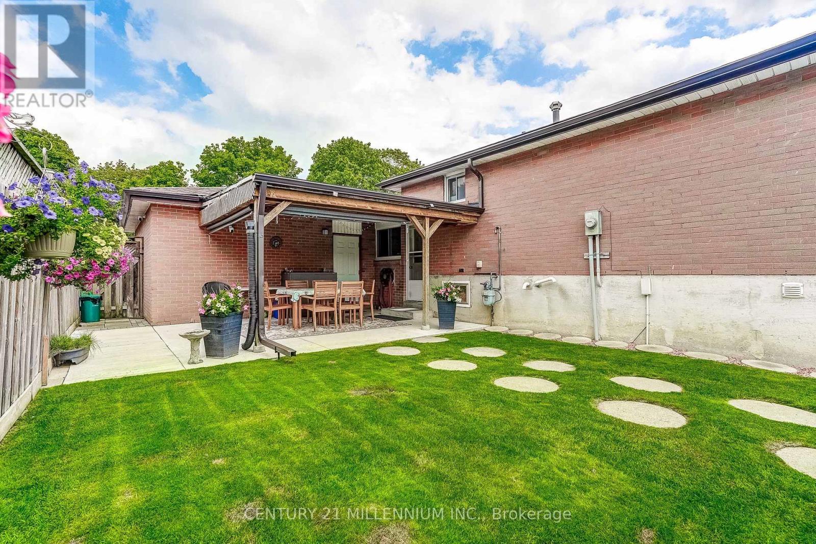 72 Glebe Crescent Property Photo 37