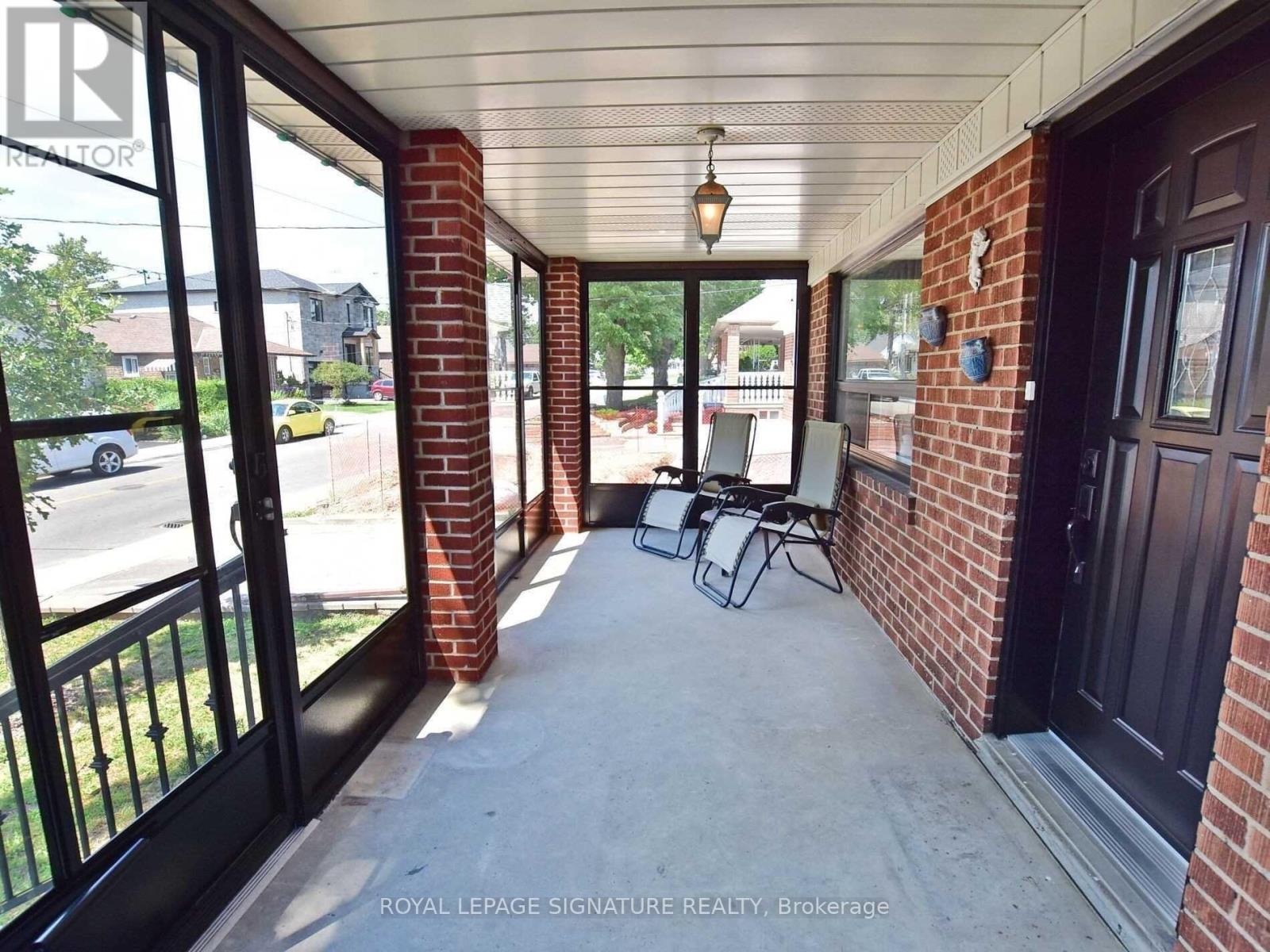 103 Richardson Avenue Property Photo 6